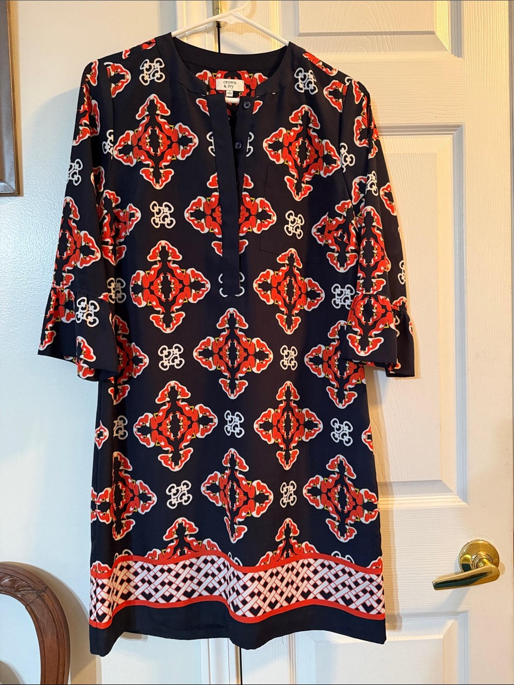 Crown & Ivy dress